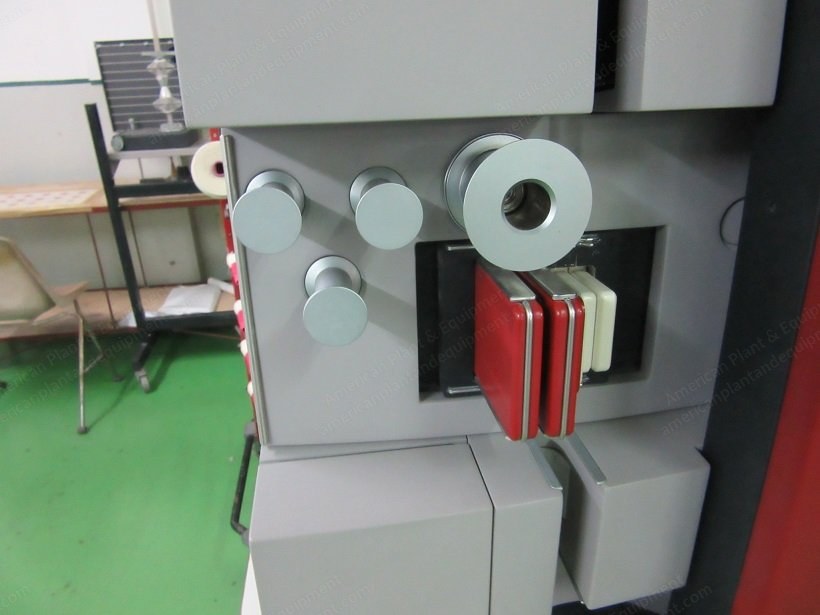 Uster, UT-5, 2011, Yarn Evenness Tester, Semiautomatic Version S400/SA