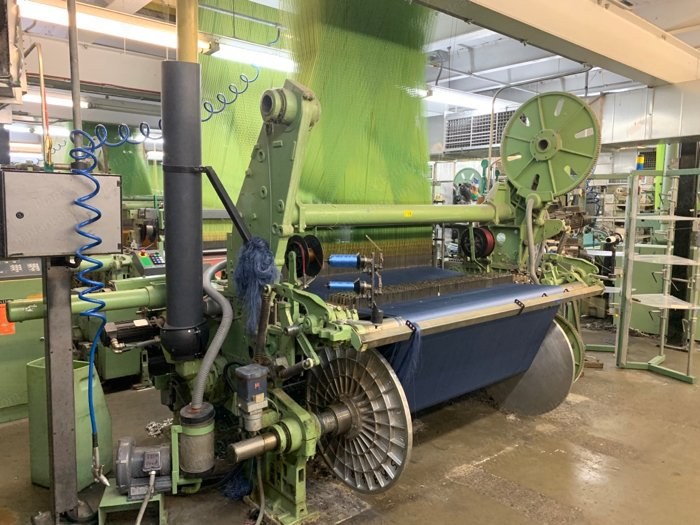 Dornier, HTVS8J, 1995, 1700mm Width, 8 Colors, Staubli CX960 Jacquard
