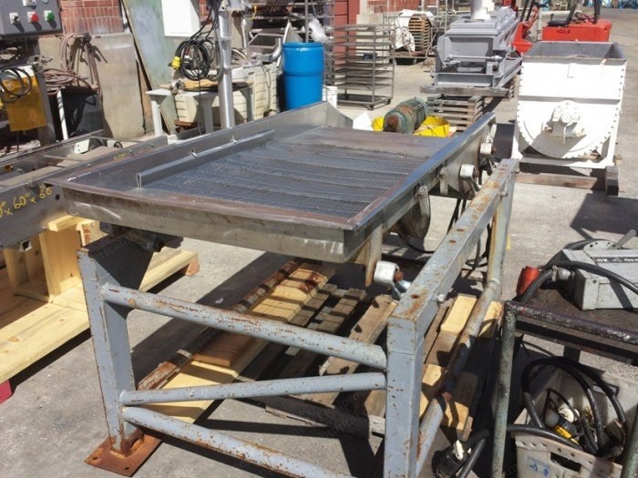 Dewatering Vibratory Screen, 34" x 86", Stainless Steel, 1 HP
