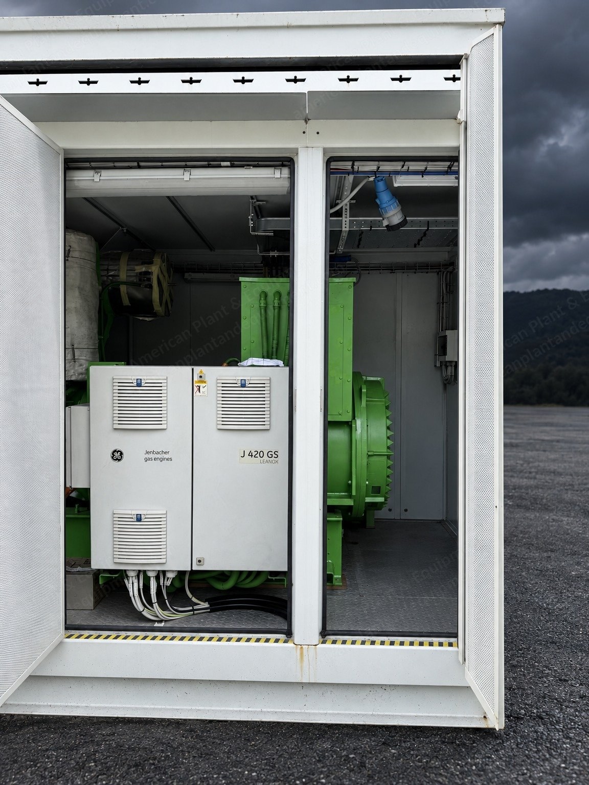 Jenbacher, JGS 420 GS-N.L, 2013, Containerized Natural Gas Generator Set, 1,489 kW, 50 Hz