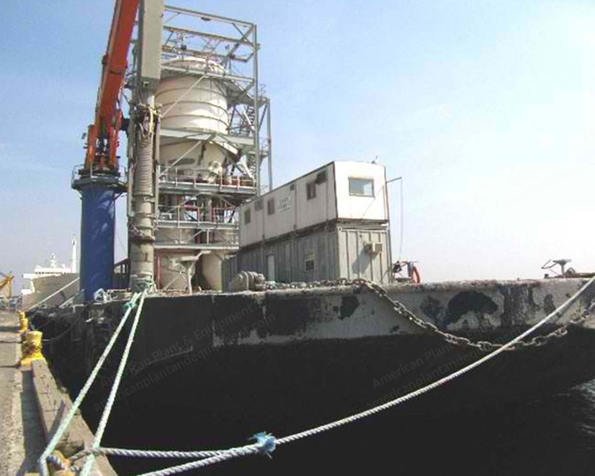 Kovako Barge Mounted Ship Unloader, 600 TPH, Pneumatic Type
