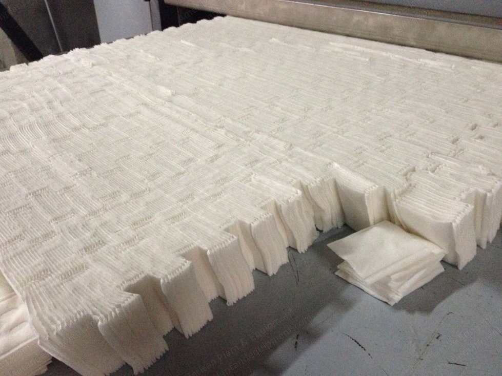 NovaStar, CE130, Square Cotton Pad Production Machine, 1800 to 3000 pcs/min, 40-100mm Product Size, 4.5kW