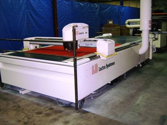 Lectra, Vector 7000V2, 1997, 72 inch Fabric Width, 7cm Cutting Height, with Computer