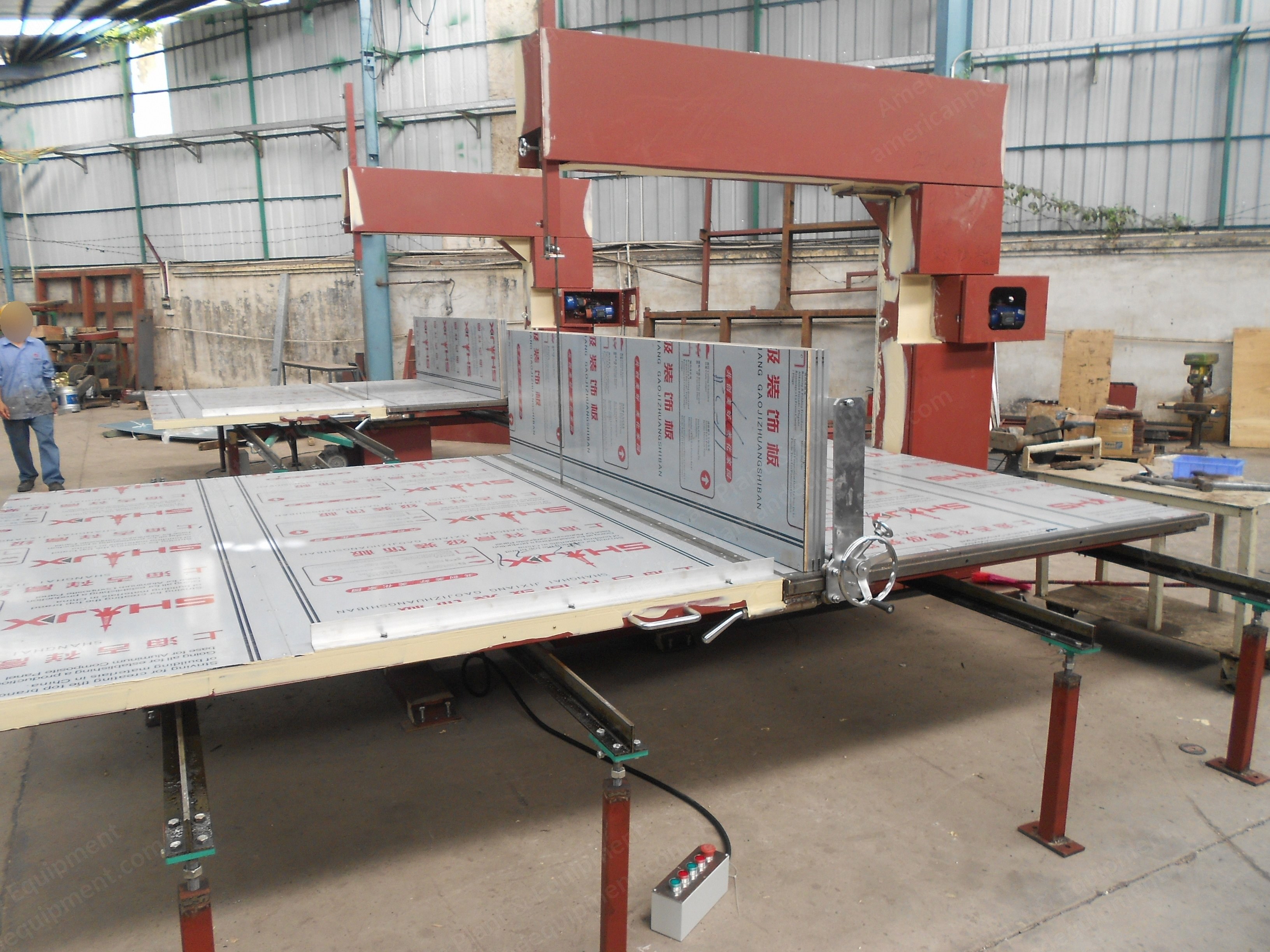 NovaStar, FN114, Vertical Foam Cutting Machine, 1720x2290mm Table, 1200mm Cutting Height, 1.68 kW