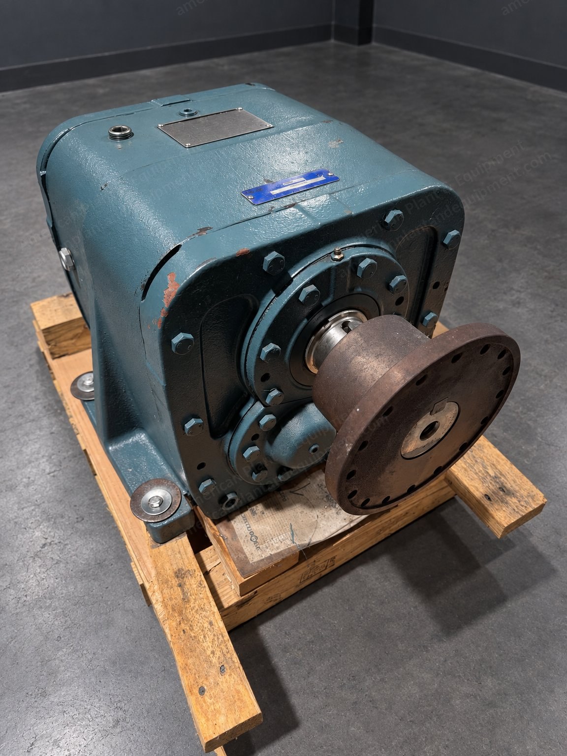 Dodge, Maxum XTR DCR60, Unused Surplus, Right Angle Gear Reducer, Ratio 25.03:1, 55.6 HP at 1750 RPM Input