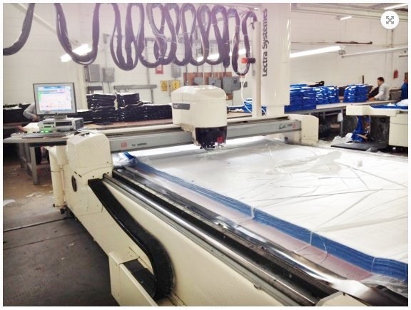 Lectra, Vector 7000 V2, 1999, Automated Cutting Machine, 220/440V Transformers