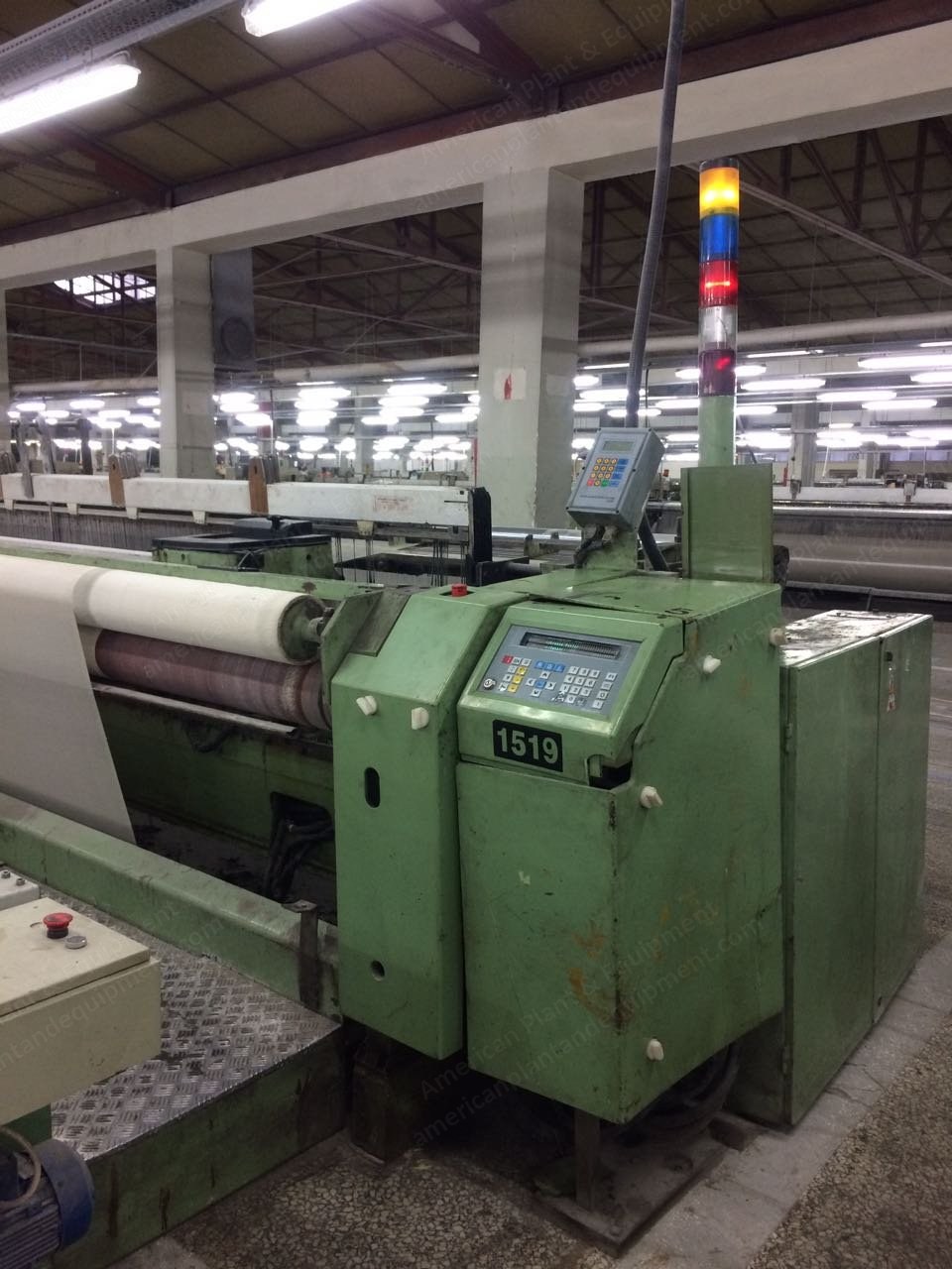 Sulzer, P7200 S390 N2 SP D12, Width 3900mm, Electronic Dobby, 2 to 4 Colors