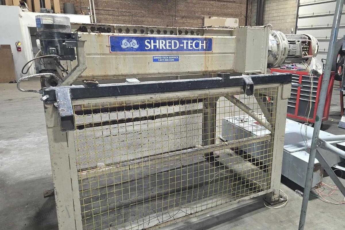 Shred-Tech, ST-50, Dual Shaft Shredder, 1 to 3 Tons per Hour, 40 to 60 HP