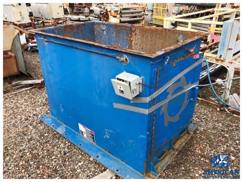 SSI, M-100E-63, 2010, Dual Shaft Shredder, 41x63in Feed Opening, 300 HP Motor, 7.4in Shaft Diameter