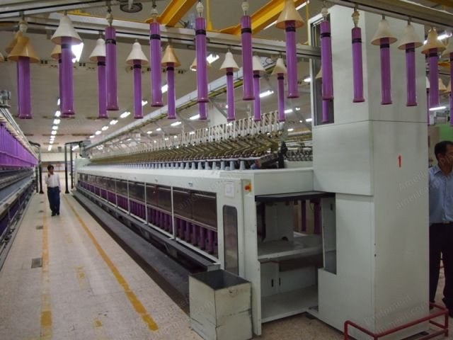 Zinser RM-350 Ring Frames Linked with Schlafhorst 338 Winders, 2002/2004, 816 Spindles, 70mm Gauge
