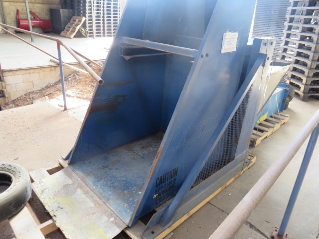 Polymer Systems, 1526A, Shredder, 50 HP, 15x26 inch Throat, 2500 lbs/hr