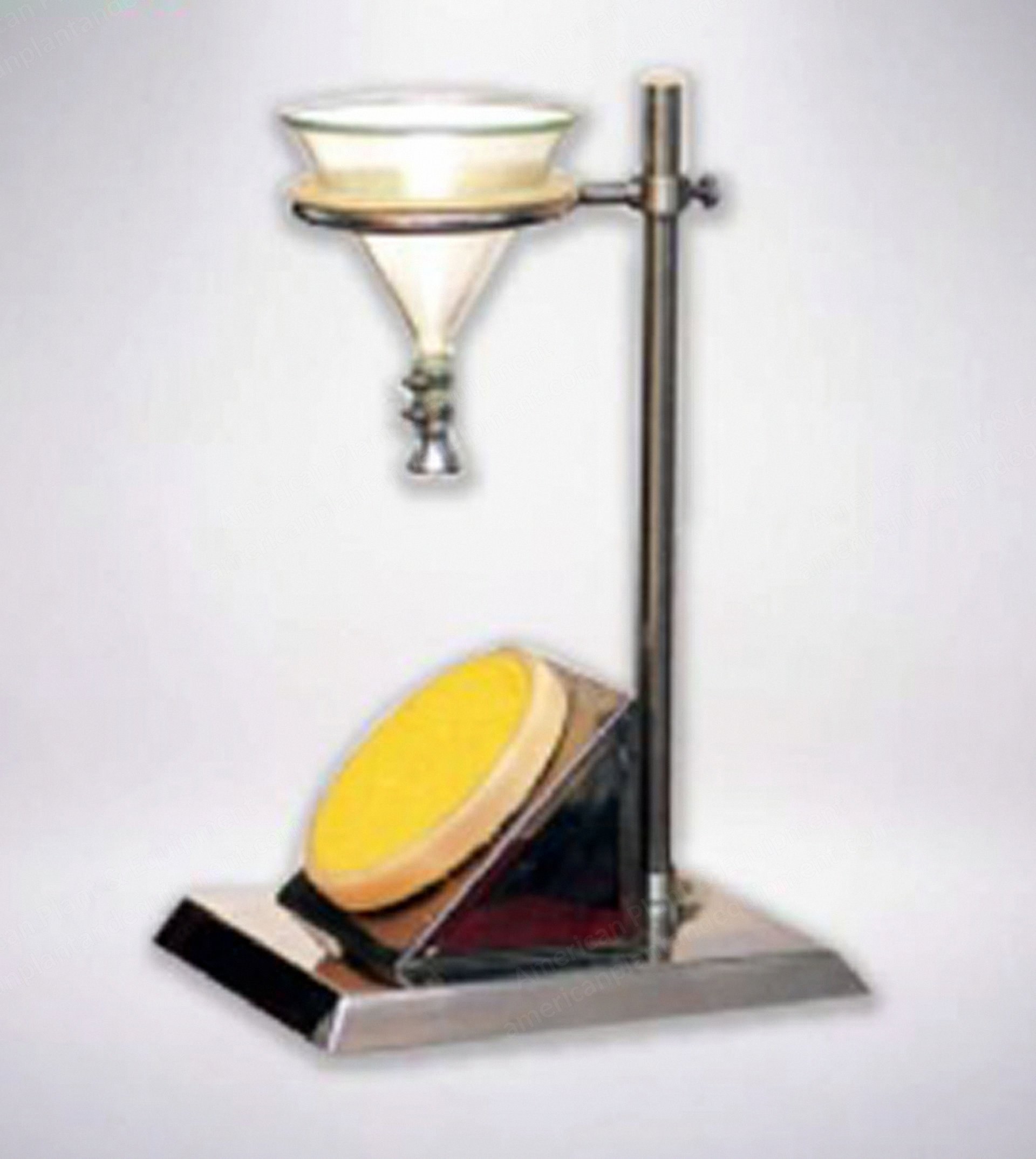 NovaStar, GL291, Fabric Surface Wetting Tester, 150mm Glass Funnel, 500ml Measuring Cup, 45 Degree Angle