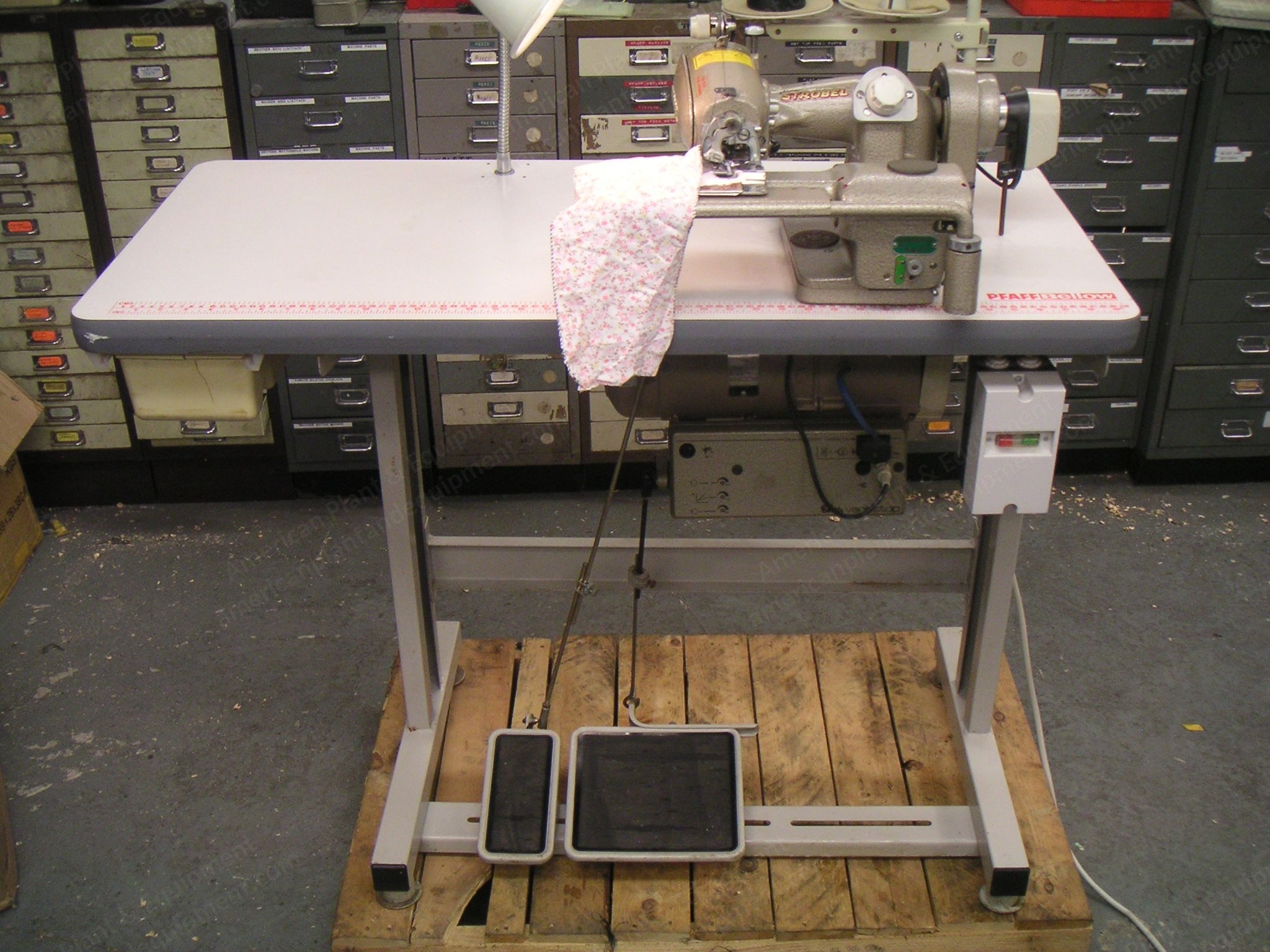 Strobel, KL45-160, Single Thread Blindstitch Hemming Machine, Refurbished