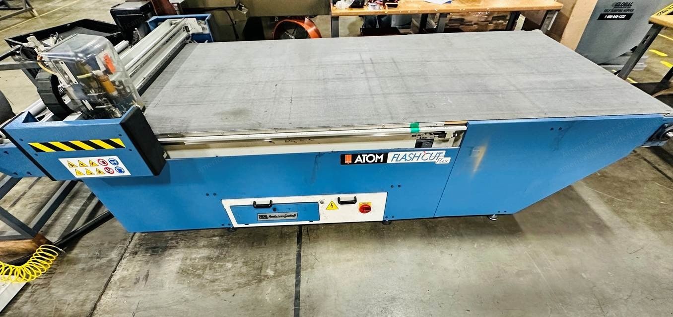 Atom, PKC 1515-B2, 2012, Knife Cutting System, 61x61in Working Area, 5-Tool Head
