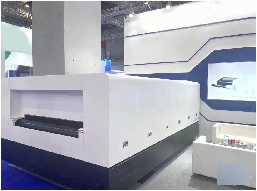 NovaStar, LC172, Flatbed Laminating Machine, 2200mm Working Width, 250C Max Temp