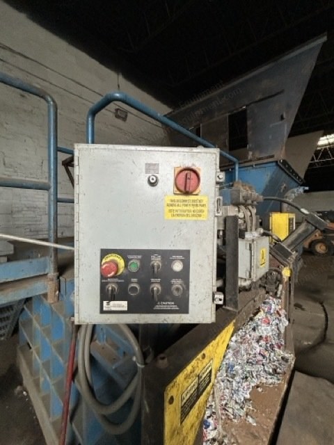 Harris Selco, 2R-1050, Two Ram Baler, 72x52" Opening, 50HP, 10" Main Ram