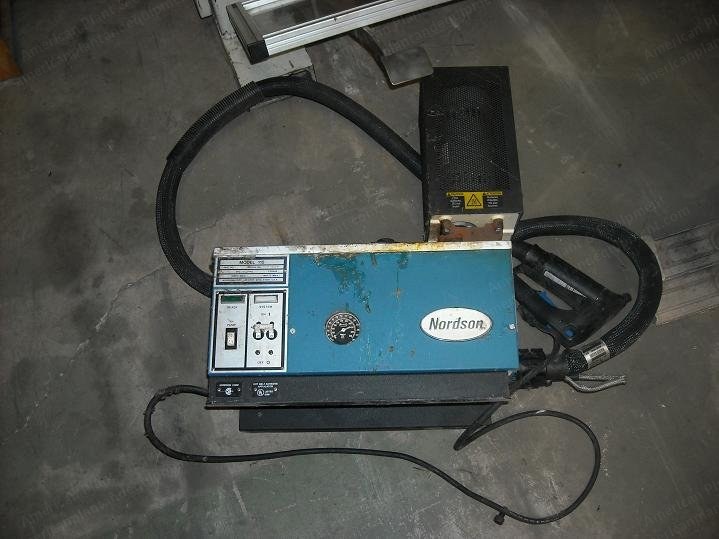 Nordson, Model 115, Hot Melt Unit with Hand Gun, 125 VAC, 1 Phase, 1500W