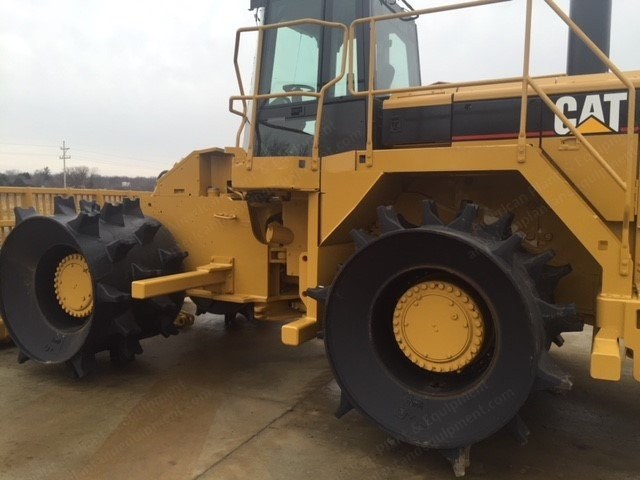 Caterpillar, 826G Series II, Landfill Compactor, Rebuilt Engine