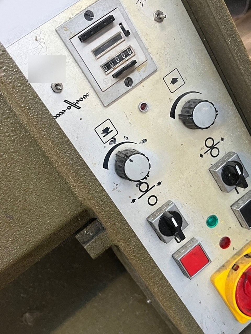 Atom, S-358, 1990, Hydraulic Full Head Die Cutter, 50 Ton Capacity, 62.7" x 31.5" Work Area