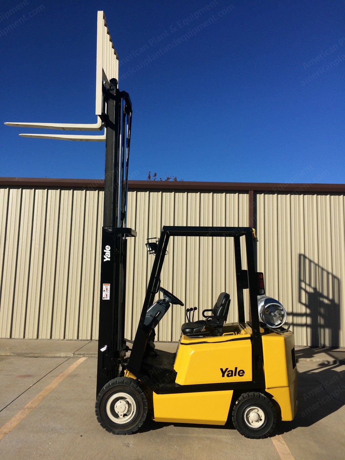 Yale, GLP040AF, 2002, 4000 lbs Capacity, LP Gas Forklift, 42 inch Forks