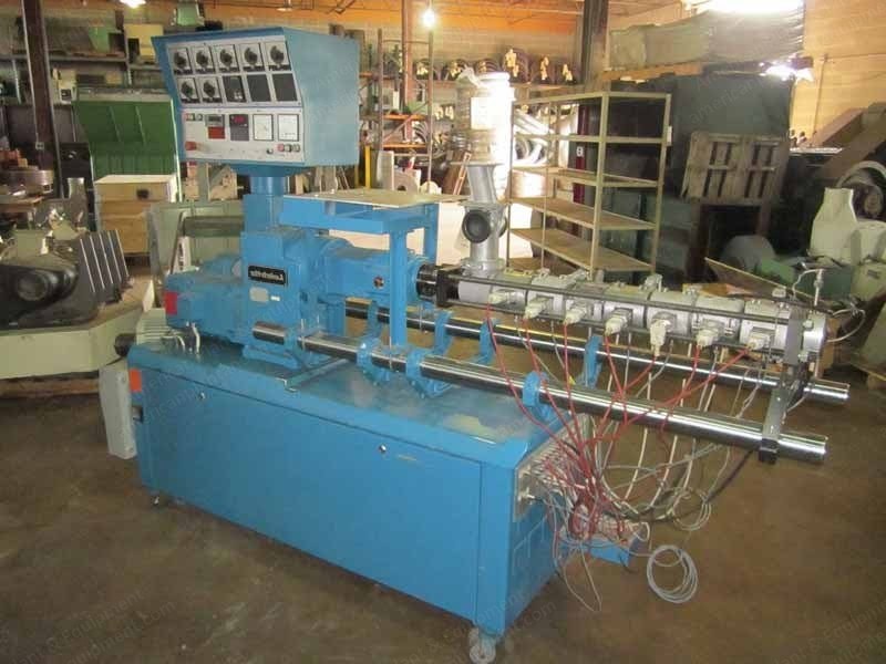 Leistritz, LSM-30.34, Twin Screw Counter-Rotational Laboratory Extruder, 34mm Screws, 30:1 L/D, 7 Heating Zones