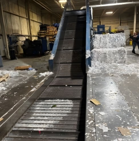 Harris, Badger L100 S2 10/8, 2007, Two Ram Baler, 72 inch KW Schmidt Conveyor