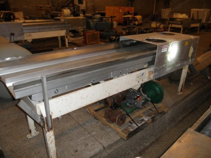 Allen, D22333, Vibratory Conveyor, 24" x 10', Aluminum Bed, Split Section