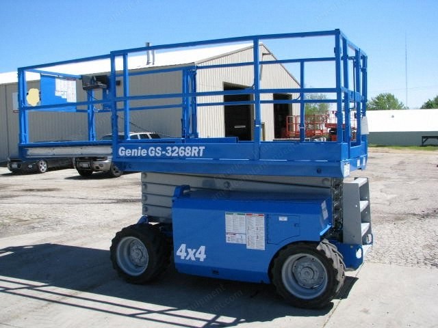 Genie, GS3268RT, 2006, 32' Raised Platform Height, 4-Wheel Drive, Kubota Dual Fuel