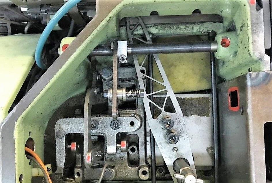 Sulzer, P7250 B390 N 4 EP R D1, 2001, 3900mm Working Width, Cam Motion, 320-350 ppm