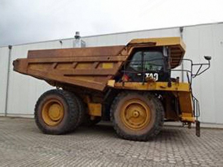 Caterpillar, 777F, 2011, 64.5 T Operating Weight, 952 HP, Dual-Slope Bed