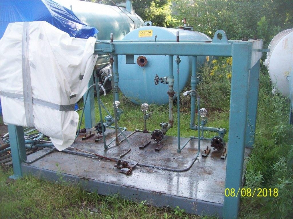 Cleaver Brooks, SM45, 1997, 45,000 lbs/hour, 900 Gallons, 60" x 130" Tank, 3 Grundfos Pumps