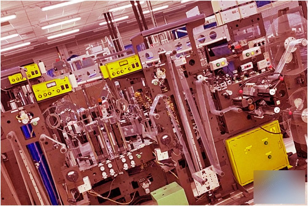 Totani, BH-60DLLS, 2008, Pouch Bag Making Machine, Width 600mm, 3 Side Weld and Stand-Up Pouches, Up to 4 Lanes