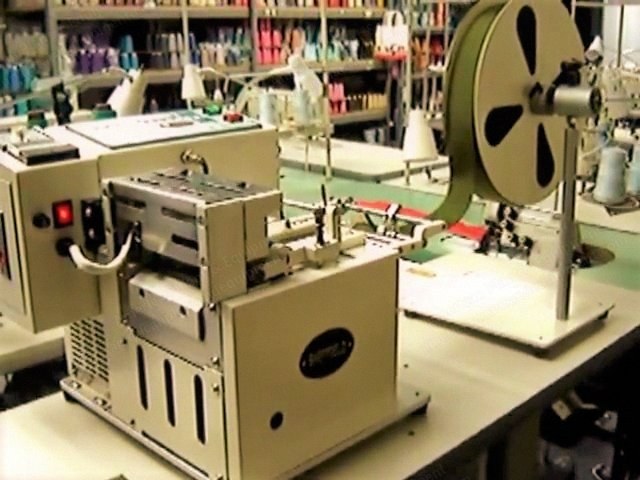 Sheffield, HC-530, 4" Hot & Cold Knife Automatic Elastic Strip Cutter, 110V