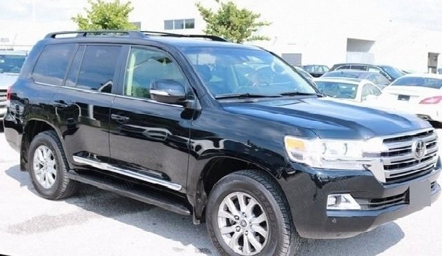 Toyota, Land Cruiser Base, 2016, V8 Engine, Midnight Metallic Black, 6,146 Miles