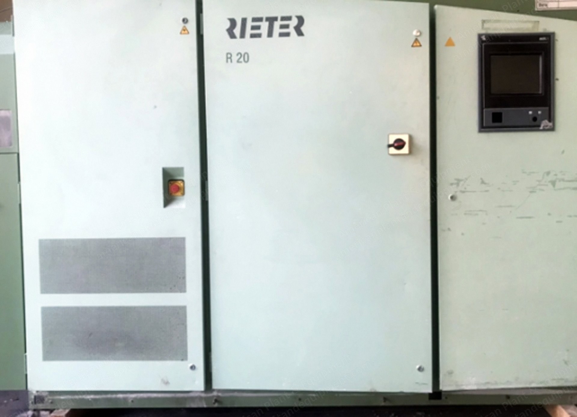 Rieter, R-20, 2002, Open End Spinning Machine, 300 Rotors, 32mm Rotor Diameter, Uster Quantum Clearer