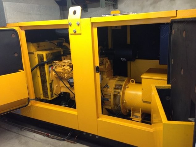 Cummins, SDMO, 1996, 130 kVA, 50Hz, 1500 RPM, Super Silent Canopy