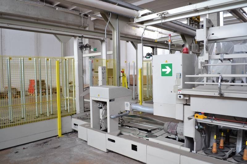 Murata, Year 2000, 60 Positions, Cone to Cone, Uster Quantum Clearers, with Waxers