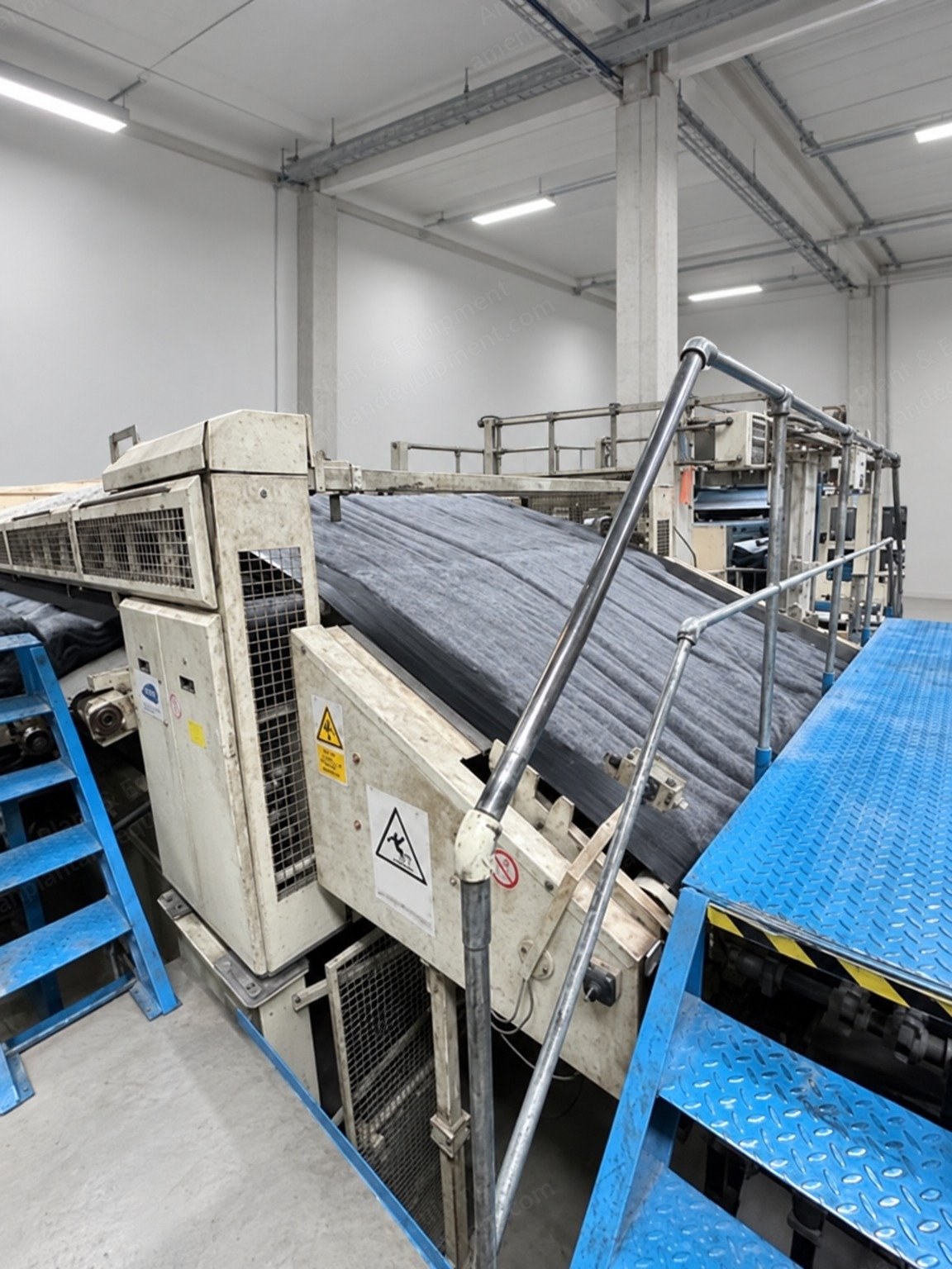 Asselin, Profile P325, 2007, Nonwoven Crosslapper, 7,800 mm Working Width, 90 m/min, 400 V, 50 Hz