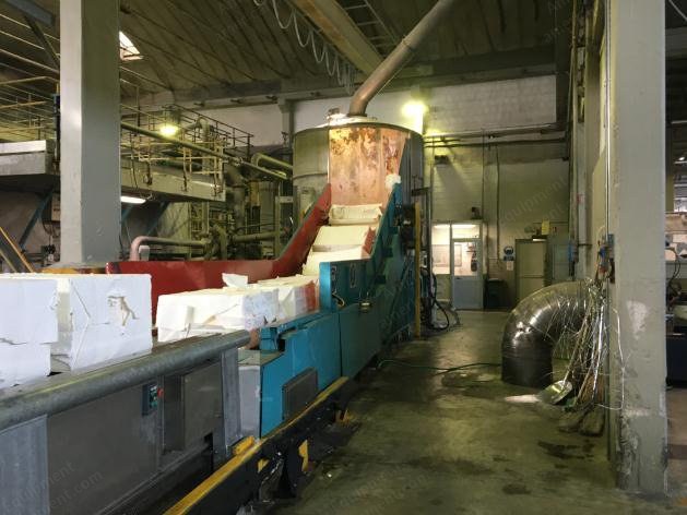 Over, Tissue Paper Machine, 1980, 2000mm Width, 20 to 50 TPD Capacity, 1100 m/min Speed