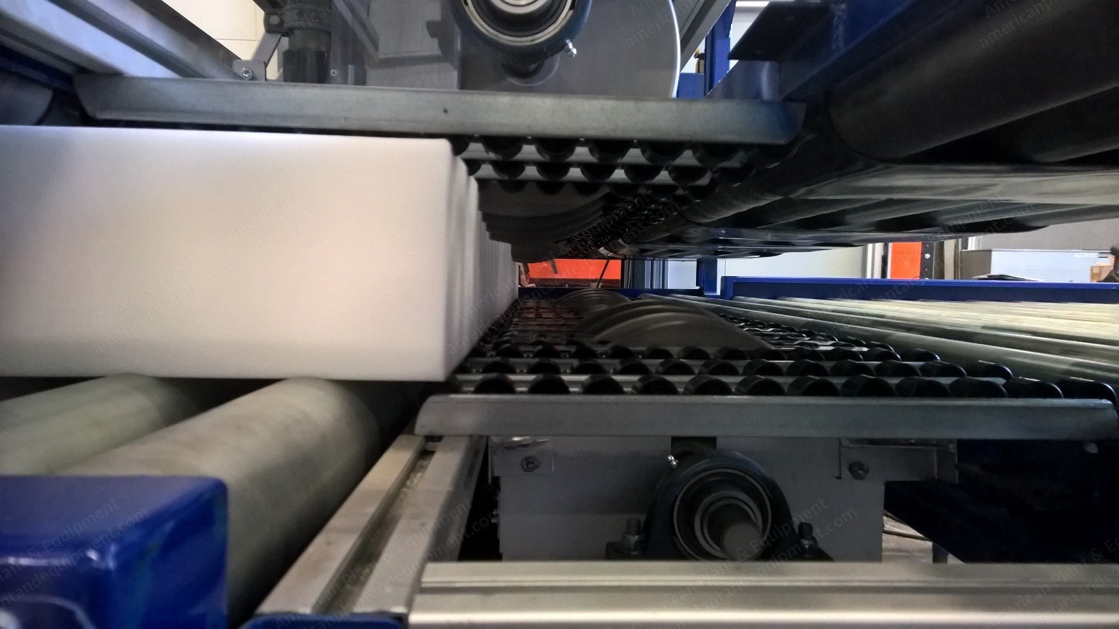 NovaStar, Foam Milling Demo Machine, 2 m/min, 8.5x3x2.5m