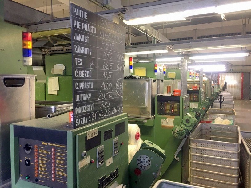 Zinser, 420, 1990, Worsted Ring Spinning Frame, 344 Spindles, 82.5mm Pitch, 52mm Ring Diameter