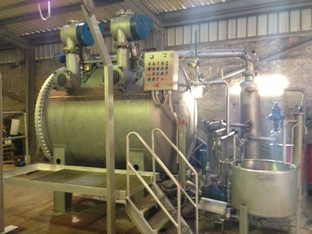 Tecninox Jet Dyeing Machine, 1990, 300 kg Capacity, 7141 Liters