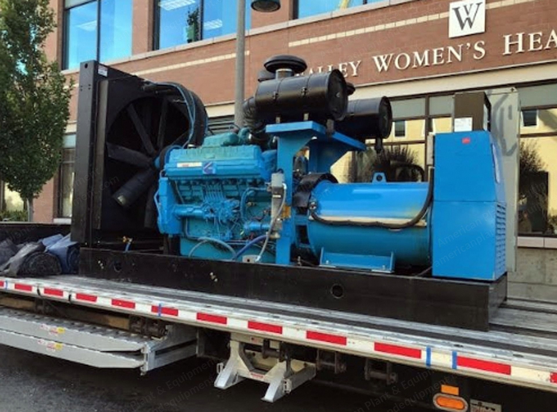 Cummins, QST30-G2, 2002, 750 kW, 60 Hz, 480V, 238 Hours