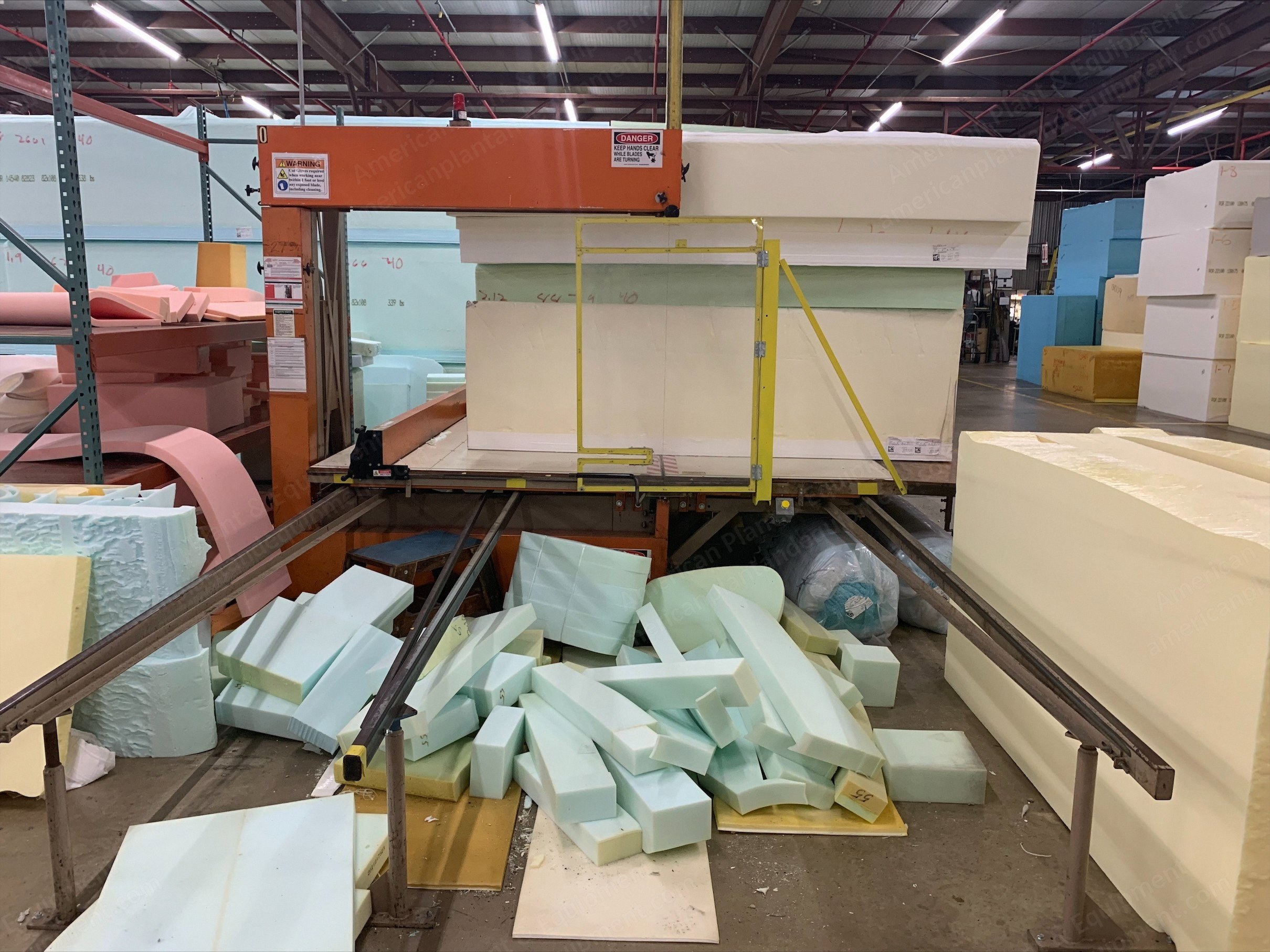 Edge Sweets, C-2 and EL-3, Vertical Foam Saws, 36" and 50" Cut Heights, Manual Operation
