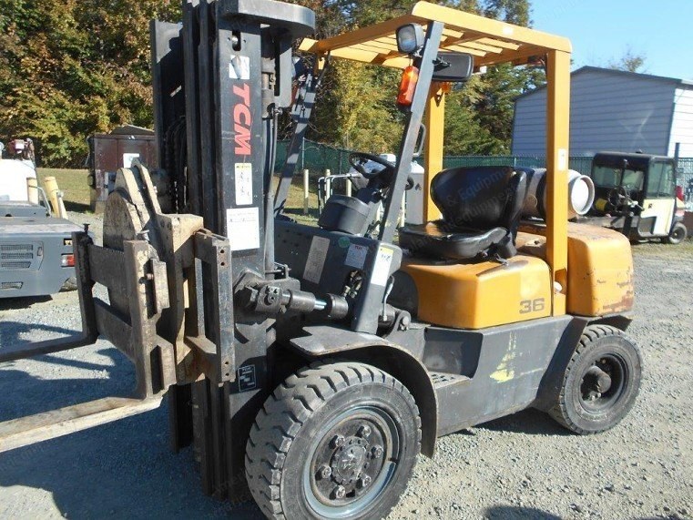TCM, FHG36N2, 2002, 8000 lbs Capacity, 171 in Lift Height, LP Gas, Rotator