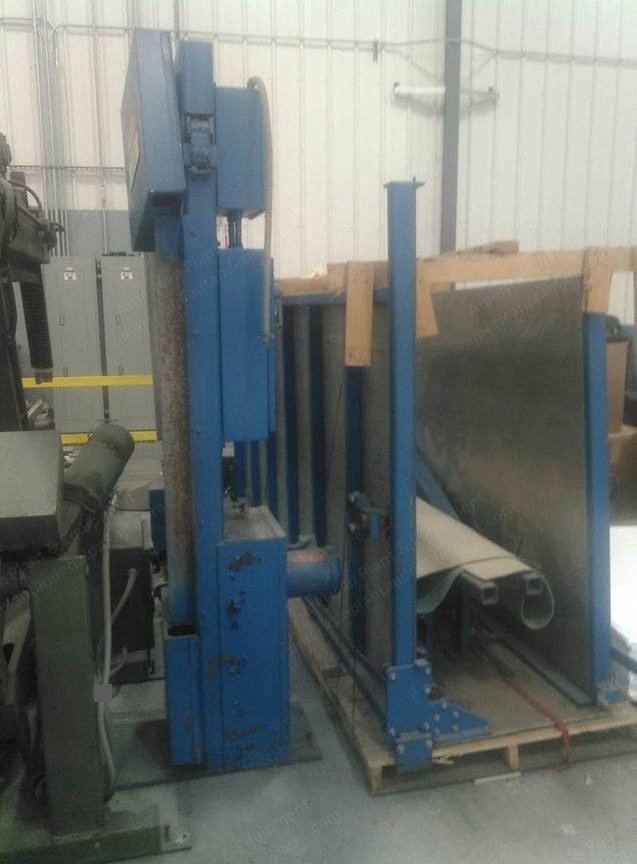 Femco, B-300, 1990, Vertical Saw, 50" Throat, Manually Operated Moving Table