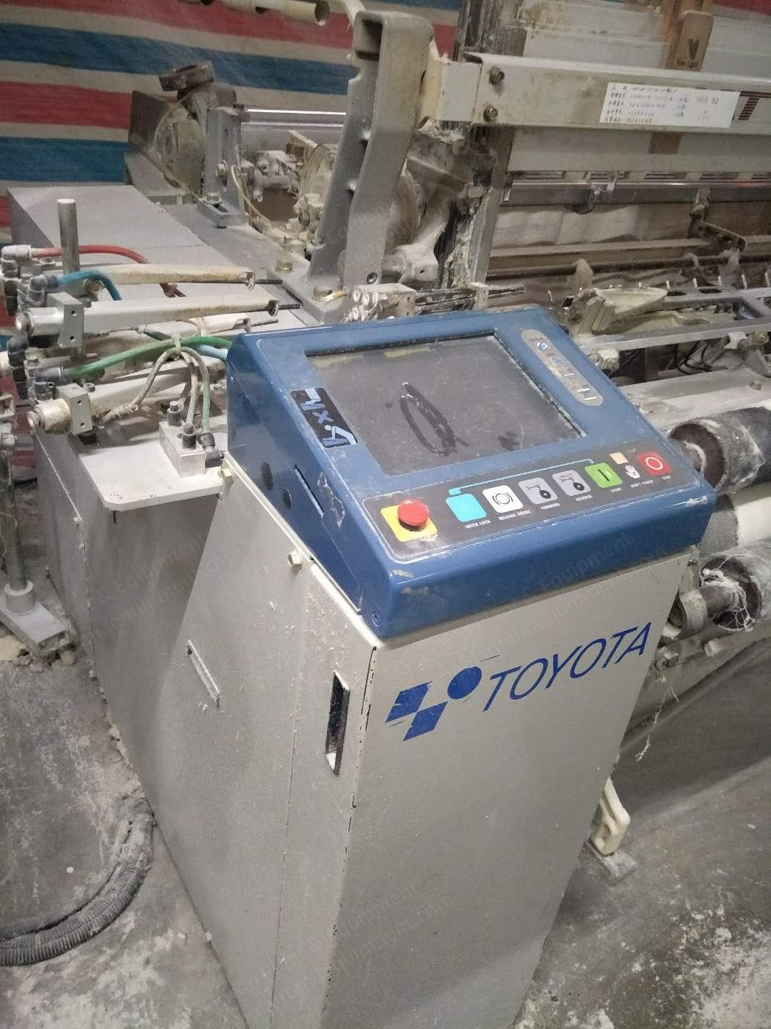 Toyota, T710, 2006, 1900mm, Dobby, 4 Feeders