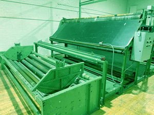 NovaStar, SR249, 120" Slitter Reroll Machine with Hot Knife