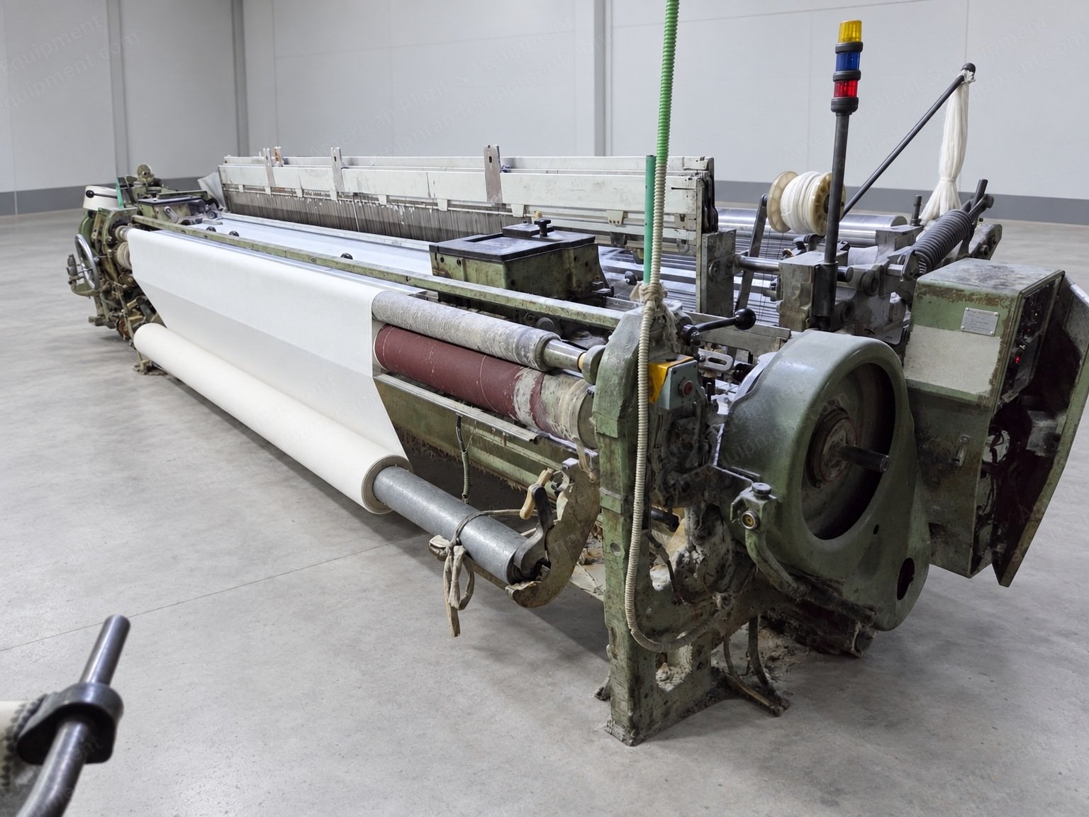 Sulzer, PU 153 ES 110 E10 D1, 1979-1980, Projectile Weaving Looms, 390 cm Working Width, 4 Cam and 4 Dobby, 8 Available