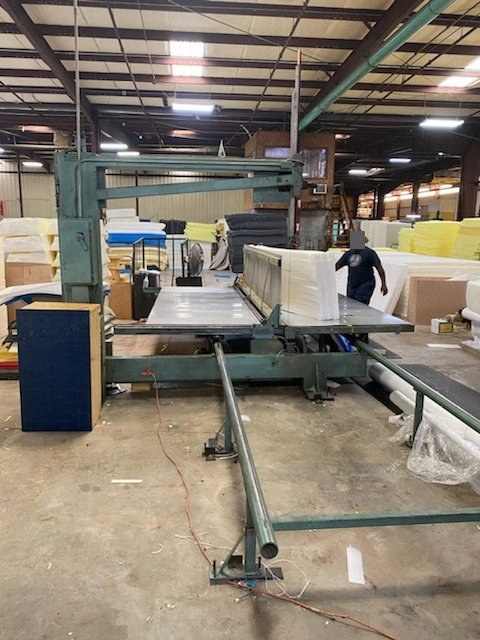Femco, B-300, 1993, Vertical Foam Cutting Machine, 50 inch Bun Height, 126x60x54 inch Table